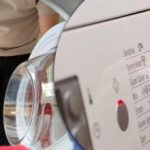 Σίγουρα το κάνετε λάθος: Πώς να πλένετε σωστά τα ρούχα σας για να μην τα καταστρέψετε Σίγουρα το κάνετε λάθος: Πώς να πλένετε σωστά τα ρούχα