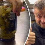 Δεν χρειάζεστε καν μαχαίρι: ο σεφ δείχνει το κόλπο για να ανοίξετε ένα βάζο με σφιχτό καπάκι Δεν χρειάζεστε καν μαχαίρι: ο σεφ δείχνει το κόλπο για